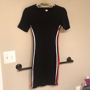 3/$15 H&M Fitted/ Bodycon Dress